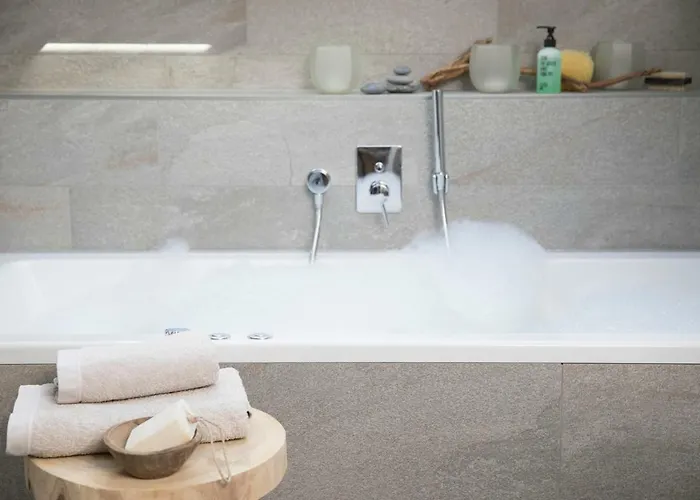 Schweizerhaus בית נופש *